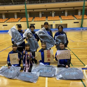 YONEX杯東海中学生インドア大会 | 三重県ソフトテニス連盟